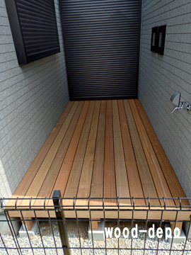 ウッドデッキ施工例240b