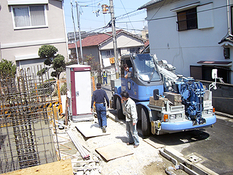 g-09_04.jpg(126327 byte)